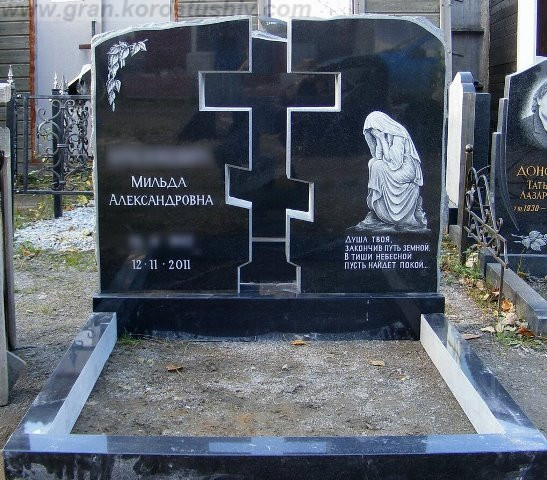 одинарні пам ятники з хрестом під ключ граніт Коростишів київ Україна фото ціна