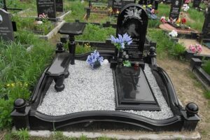 скільки коштує пам ятник під ключ граніт Коростишів київ Україна фото ціна
