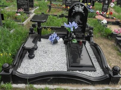 Скільки коштує пам ятник
