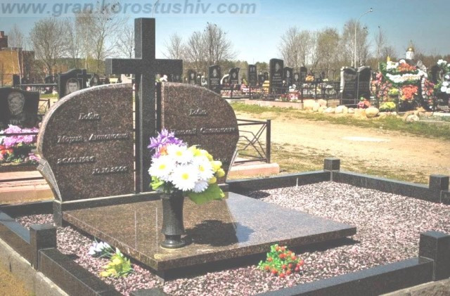 подвійний пам ятник ціна під ключ граніт Коростишів київ Україна фото