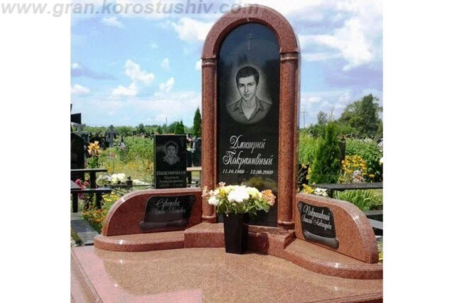 зразки пам ятників під ключ граніт Коростишів київ Україна фото ціна