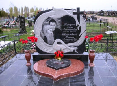 Красиві пам ятники