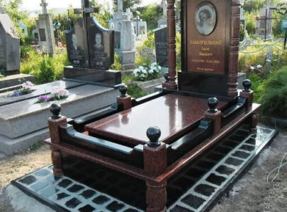 Памятники з граніту Київ Київська область