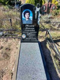 Одинарний пам'ятник із граніту ОМ-4764