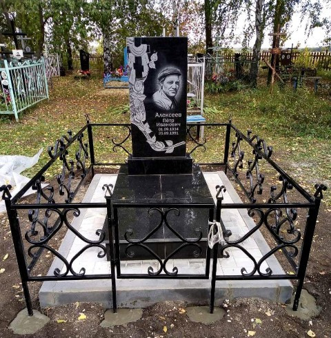 гарний пам ятник під ключ граніт Коростишів київ Україна фото ціна