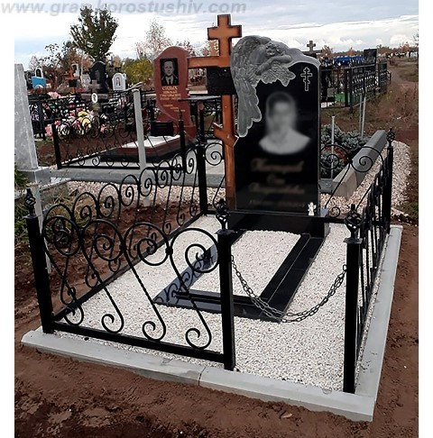 памятник недорого під ключ граніт Коростишів київ Україна фото ціна