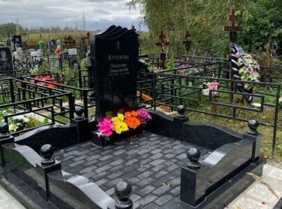 Яка ціна пам ятників