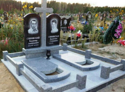 Двійні пам ятники