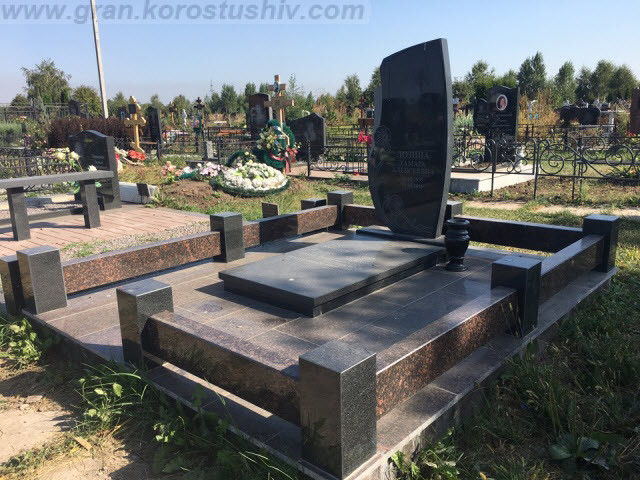 памятники в Києві під ключ граніт Коростишів країна фото ціна