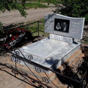 ціна памятника під ключ граніт Коростишів київ Україна фото