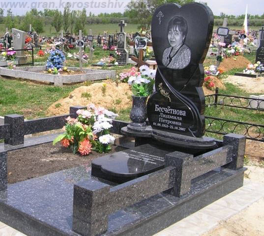 памятник Київ ціни під ключ граніт Коростишів Україна фото