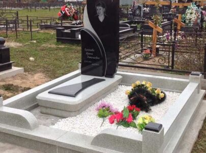 Житомирські памятники з граніту ціни