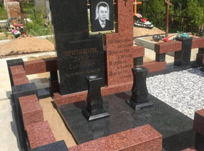 Пам ятник чоловіку