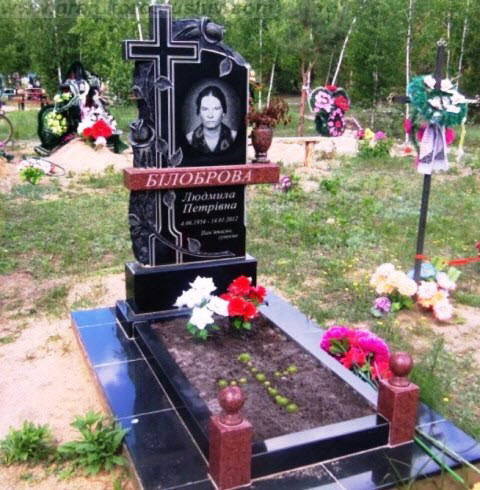 пам ятники на замовлення під ключ граніт Коростишів київ Україна фото ціна