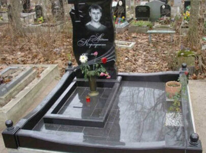 Житомирський граніт пам ятники