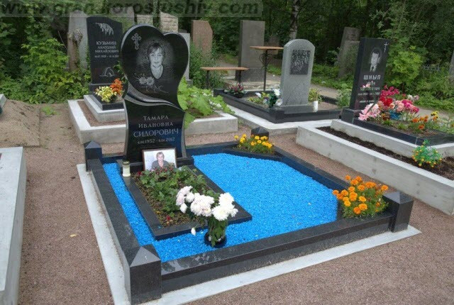 пам ятники з граніту Київ Київська область під ключ граніт Коростишів Україна фото ціна